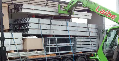 Carga camion carpa Industrial