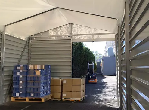 Naves para uso logístico en e-commerce. Carpas profesionales.